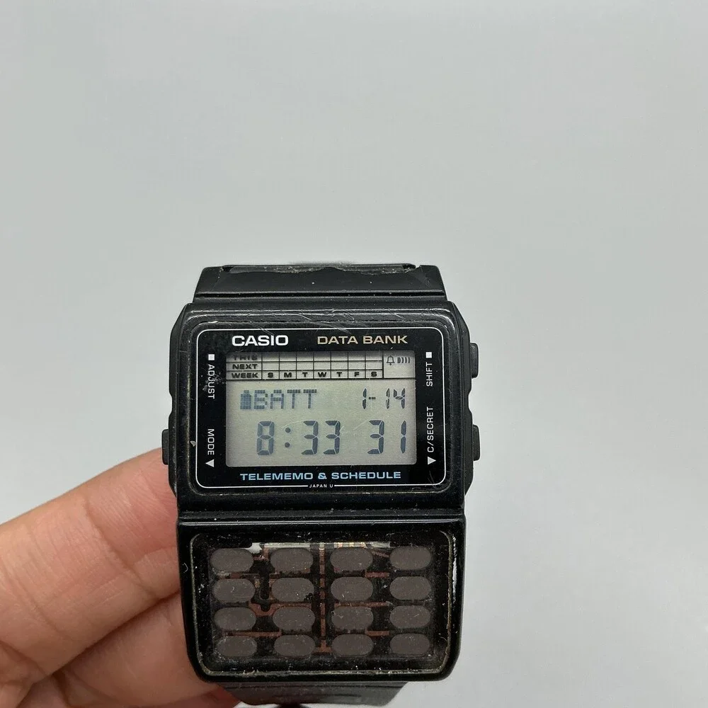 Casio see photos